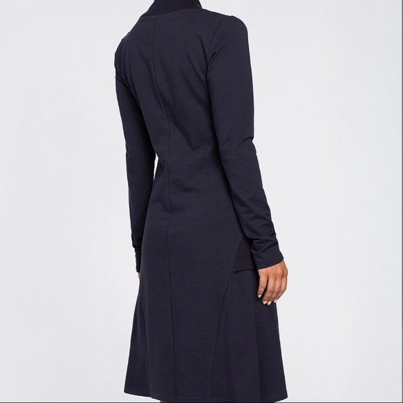 BeWear Navy V-Neck Dress -NWT - Picture 2 of 2